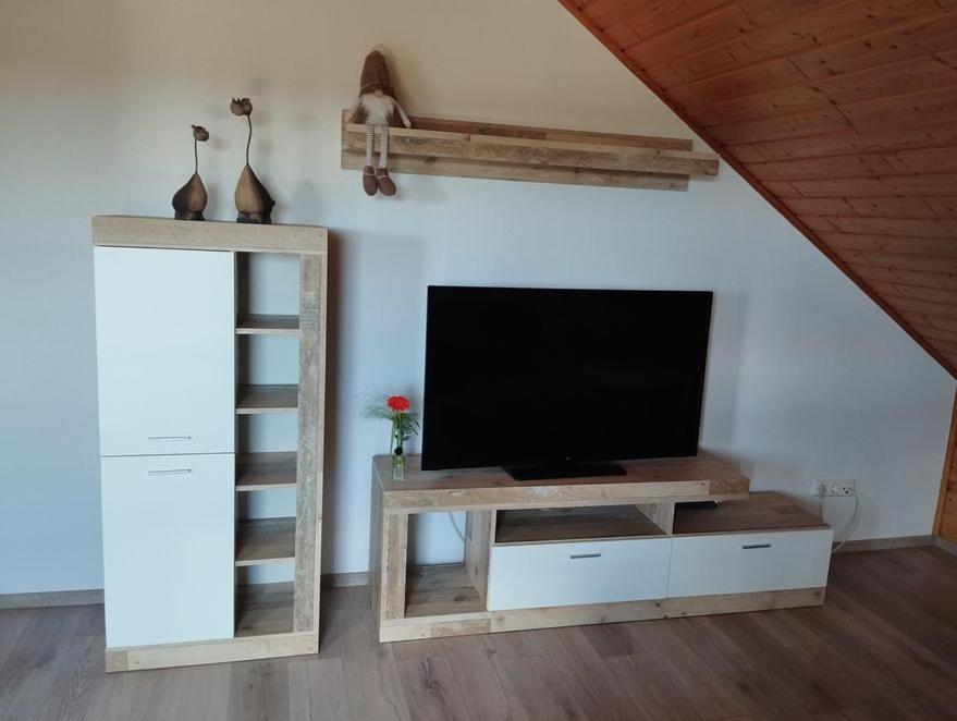 Ferienwohnung Zur Schoenen Aussicht Buchen  Exterior photo